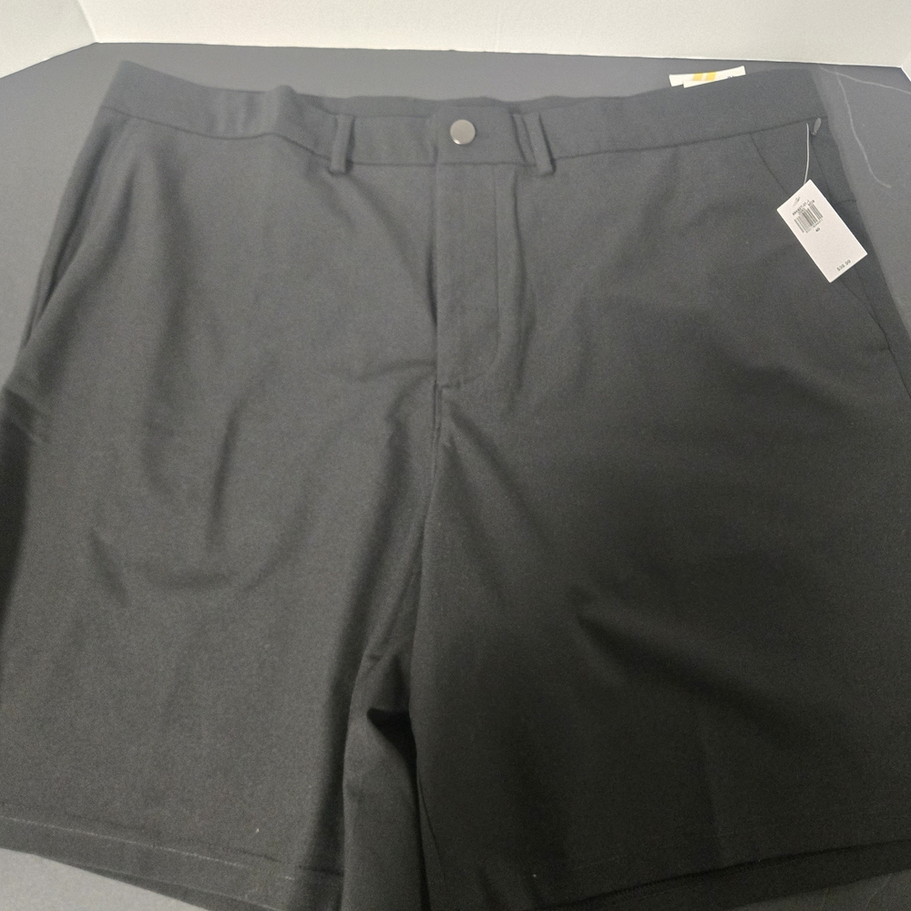 Old Navy Men's Black Flat Front Shorts